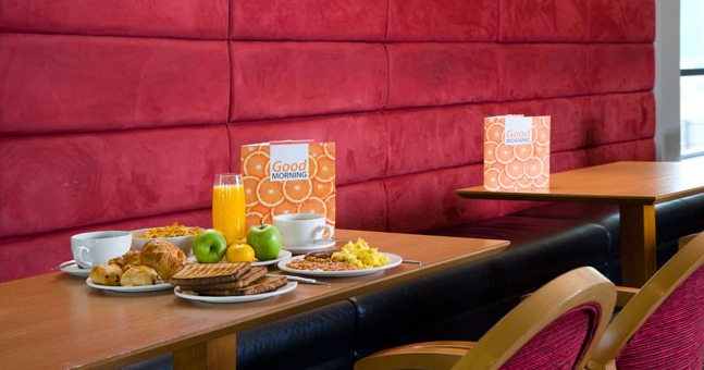 Park And Fly Hotels Luton Airport www.lutonparking.com